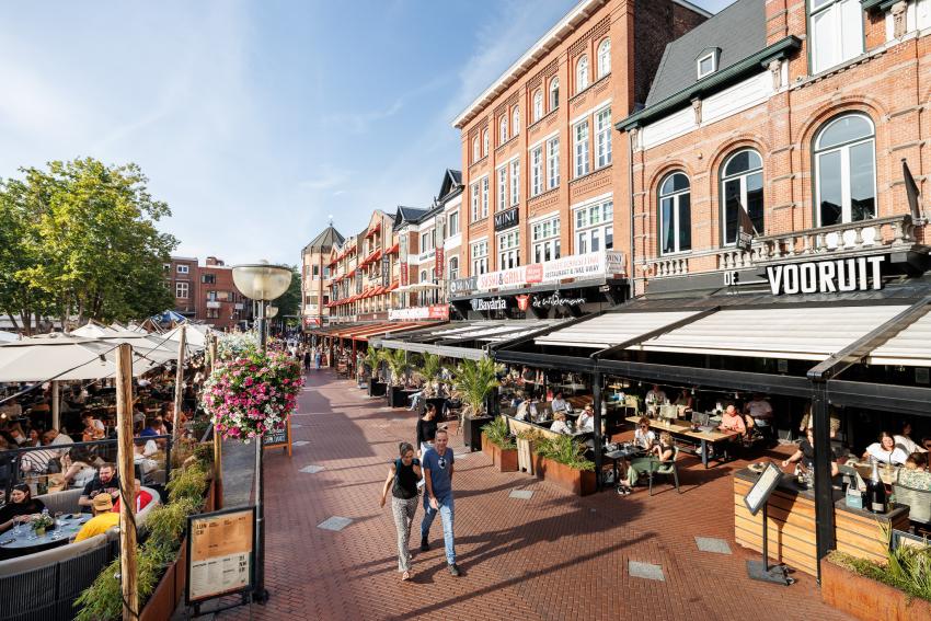 Deze afbeelding geeft de Markt weer