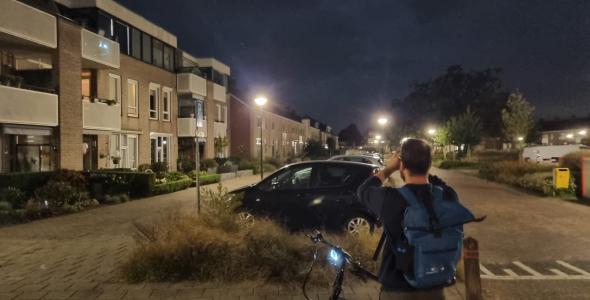 De ecologen aan het werk in de avond